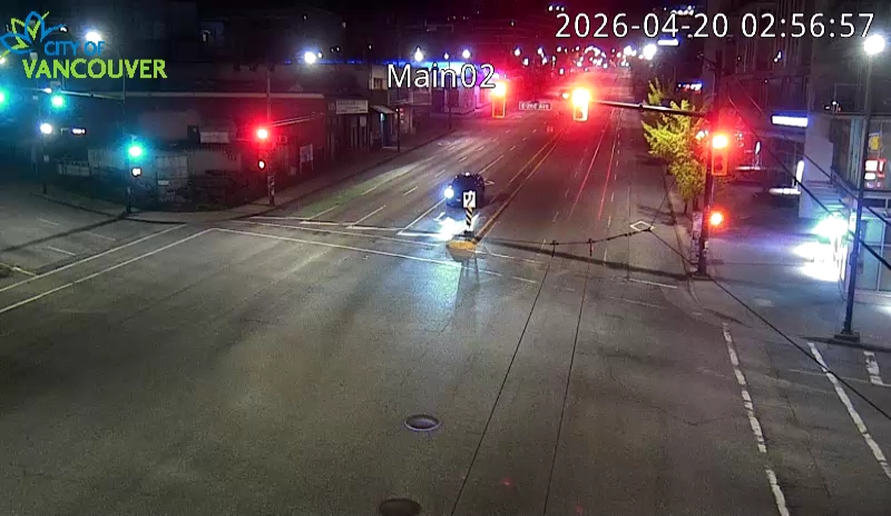 Main St & E 2nd Ave - S